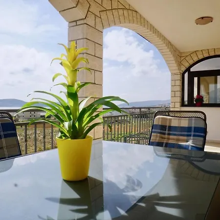 شقة Roso With Sea View *